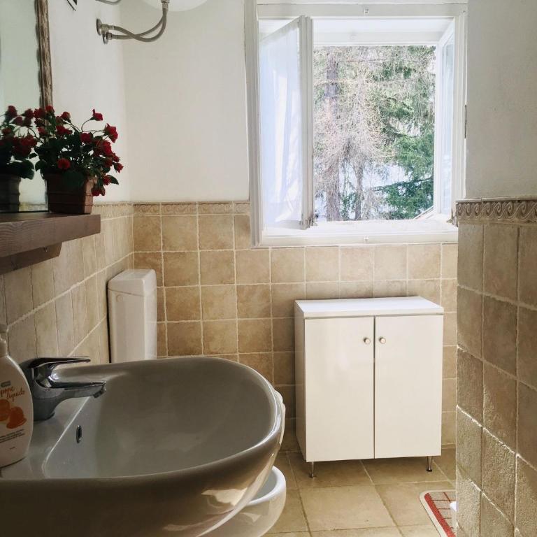GuestHost - Les pies sur le pistes - Cozy apt in La Thuile - Appartamento con 2 Camere da Letto - 6