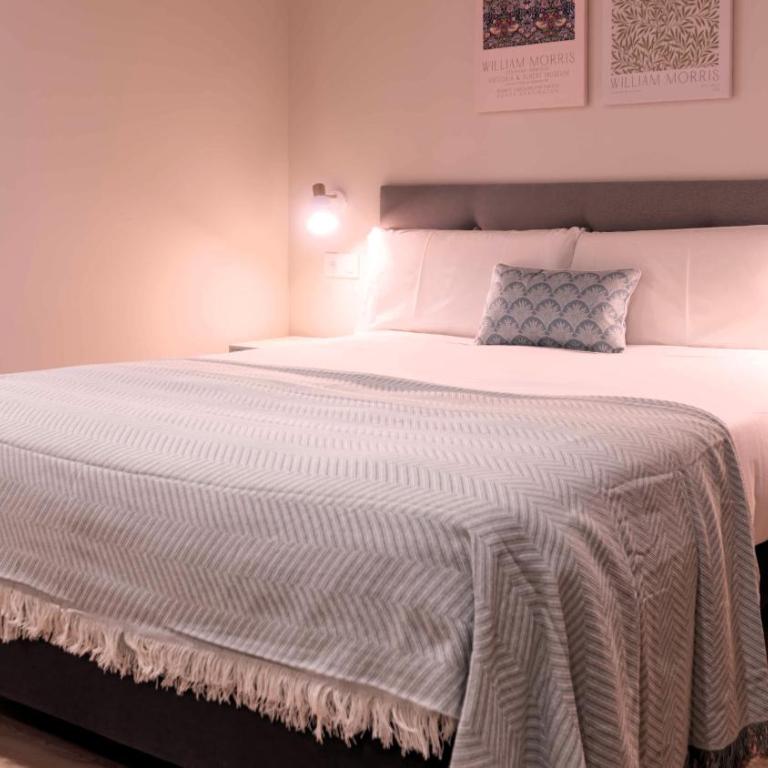 Apartamentos Lydia by gaiarooms - Estudio Superior - 4