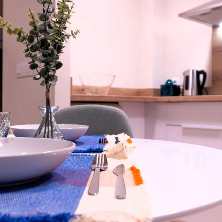 Apartamentos Lydia by gaiarooms - Estudio Superior - 10
