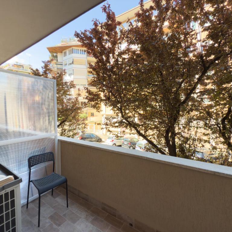 Vatican Dolce Remy Guest House - Metro Cipro - Double or Twin Room with Balcony - 4