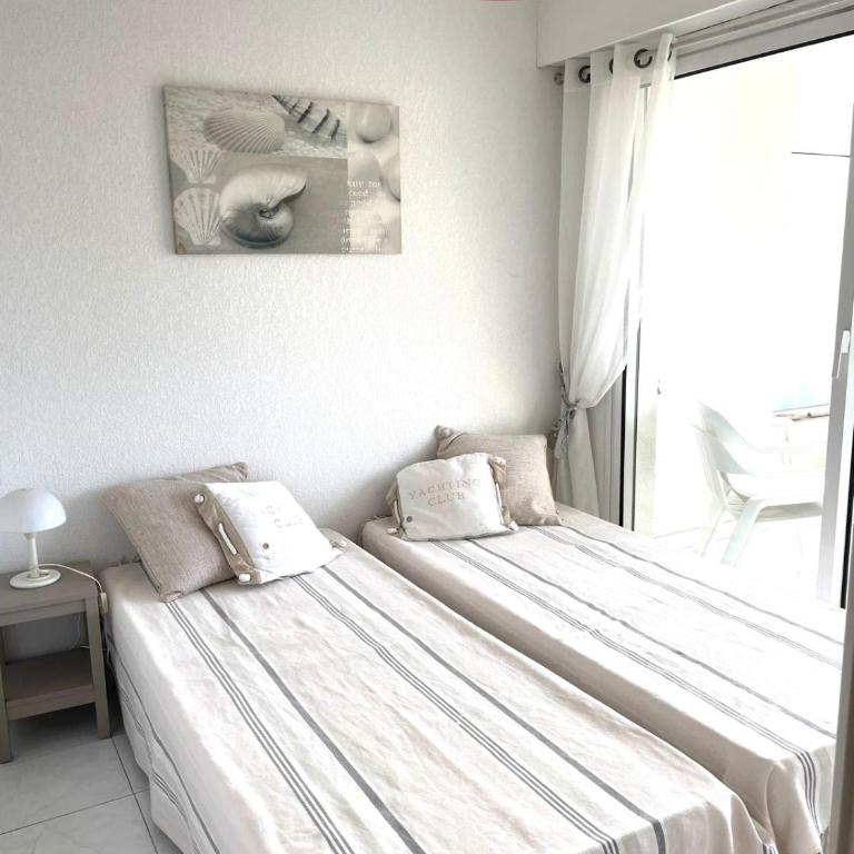 Apartment with terrace in Cavalaire-sur-Mer - Apartment - 6