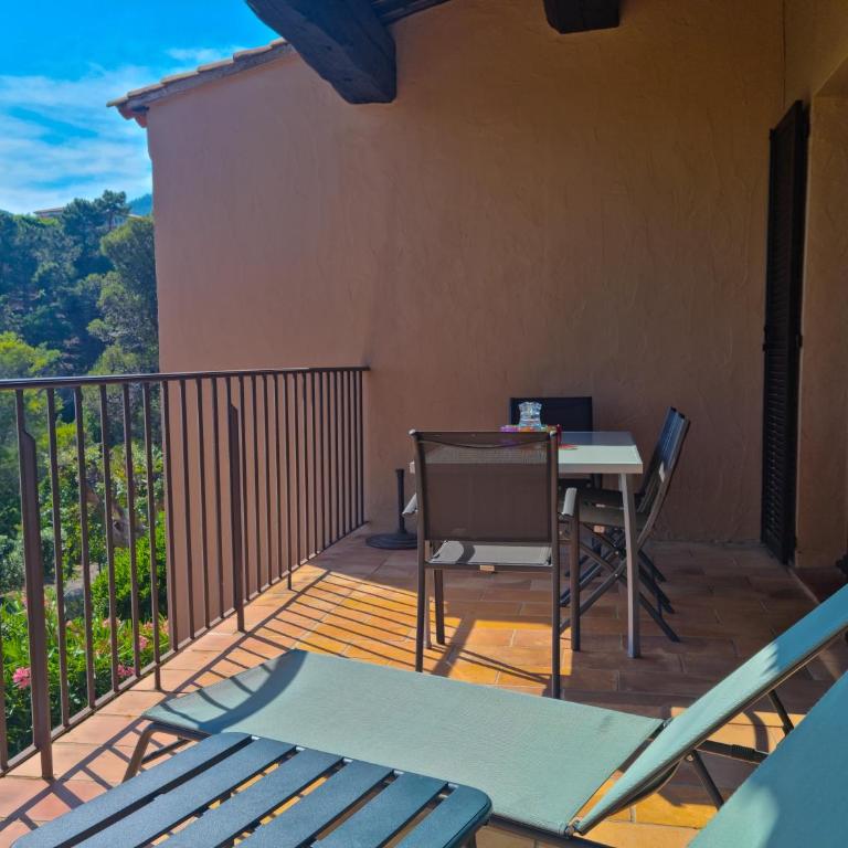 Sea view flat 5 minutes from the beach - Appartement 2 Chambres - 3