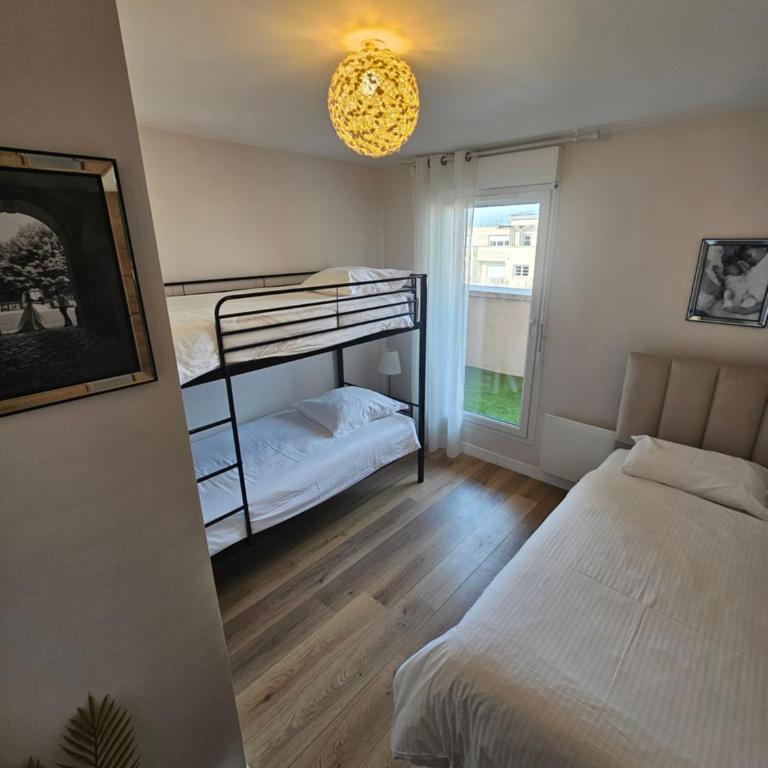 Stylish rooftop avec terrasse à 2pas de Disney Paris - Apartment mit 2 Schlafzimmern - 12