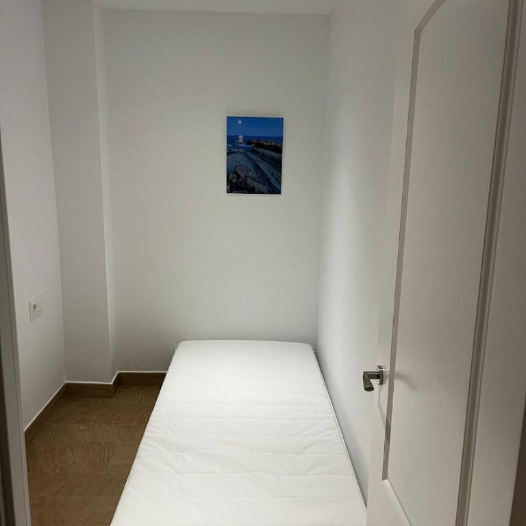 Luxury renovated 2-bedroom apartment with pool - Apartamento de 2 dormitorios - 17