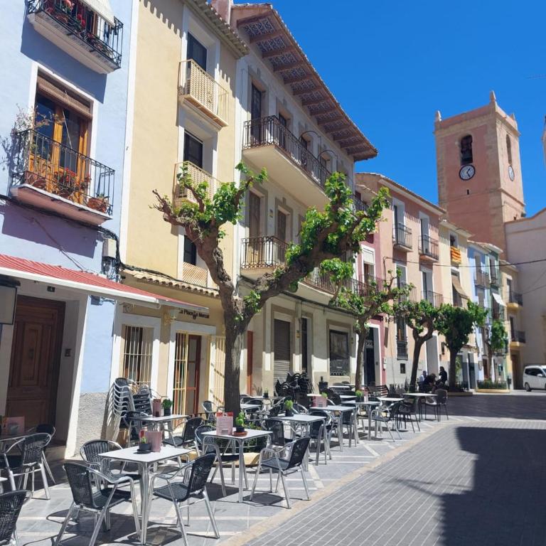 Luxury renovated 2-bedroom apartment with pool - Apartamento de 2 dormitorios - 19