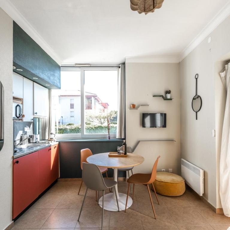 Résidence Château d'Acotz - Appartements avec piscine à 300m des Plages & Océan - Studio Standard - 15