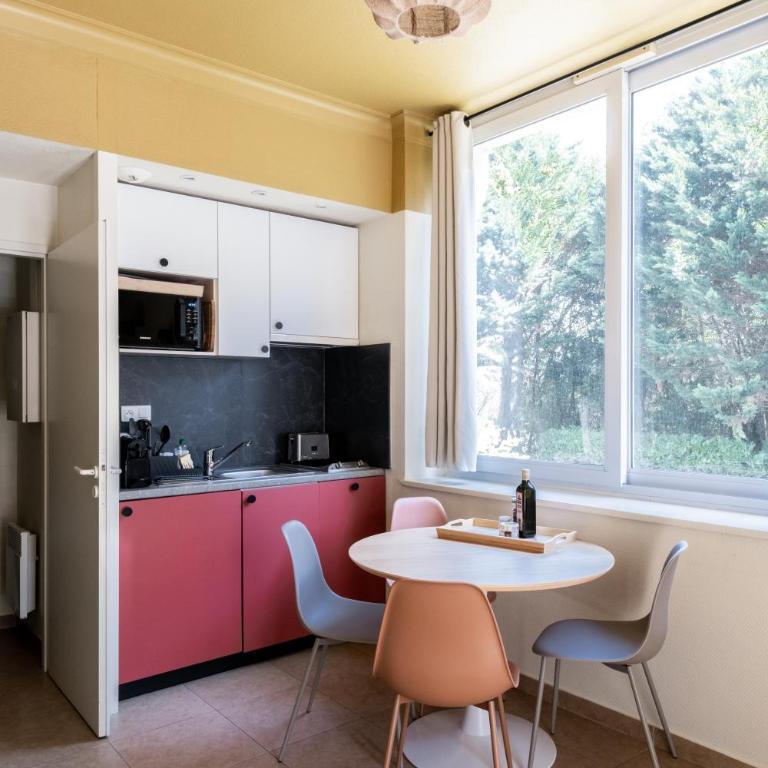 Résidence Château d'Acotz - Appartements avec piscine à 300m des Plages & Océan - Studio avec Balcon - 6