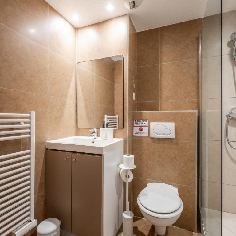 Résidence Château d'Acotz - Appartements avec piscine à 300m des Plages & Océan - Studio avec Balcon - 30