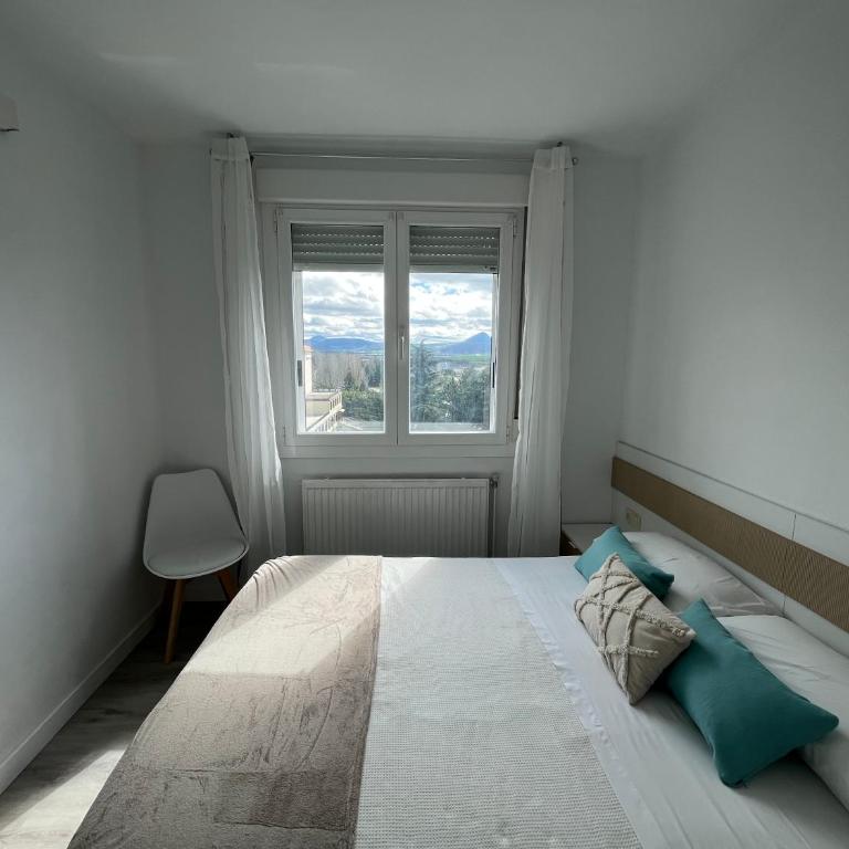 Pensión Luzía - Optional Auto Check-in - Habitación Doble Deluxe con ducha - 6