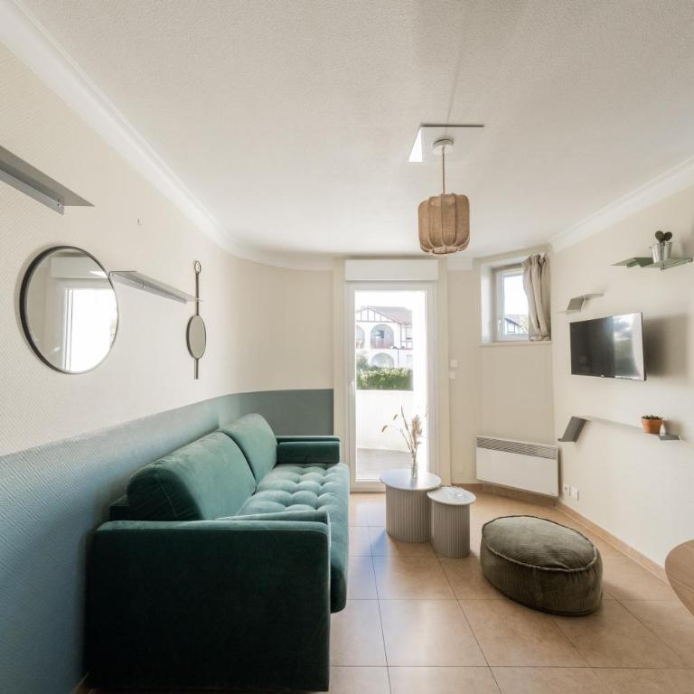 Résidence Château d'Acotz - Appartements avec piscine à 300m des Plages & Océan - Studio avec Balcon - 51