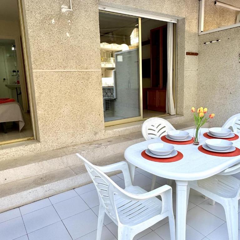 APARTBEACH NUEVO ATALAYA MAR CLIMATIZADO y PISCINA - Apartamento - 6
