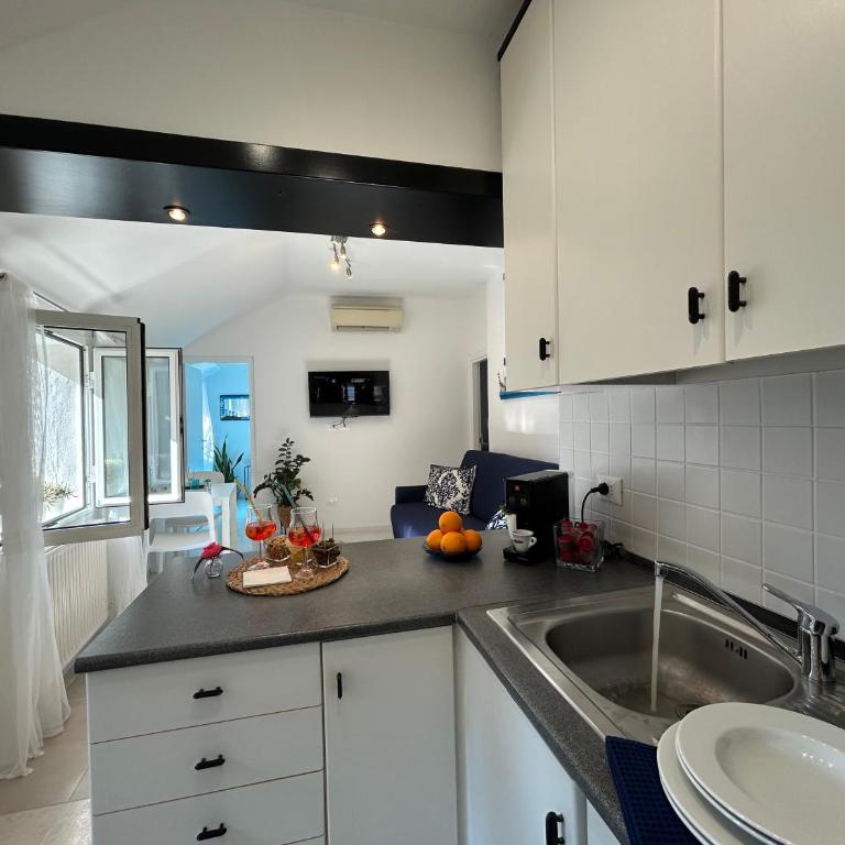 Sogni al Sole by Holiday World - Two-Bedroom Apartment - 8