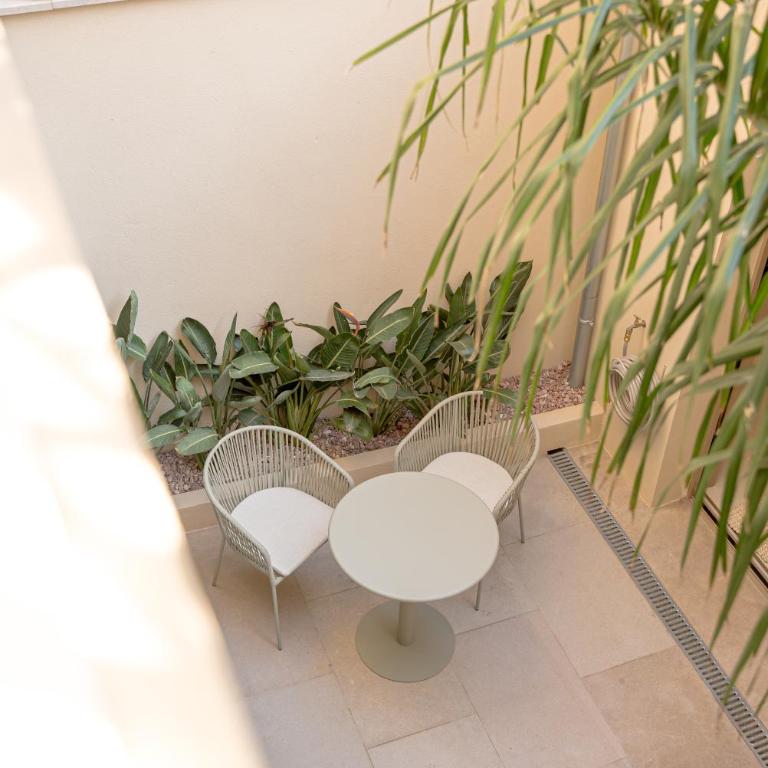 Maison Raphaël studios - Plages, Ville et Gare à Pied - Studio avec mezzanine - 12