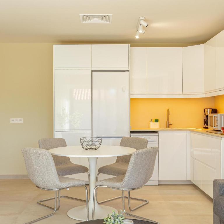 LUXURY Sun Club 252 - Two-Bedroom Apartment - 22