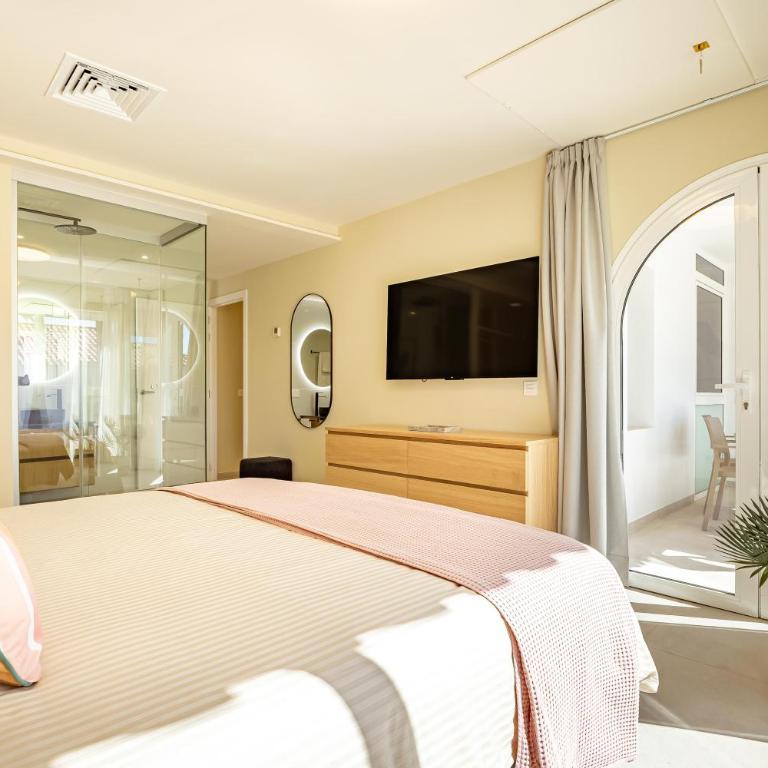 LUXURY Sun Club 252 - Two-Bedroom Apartment - 24