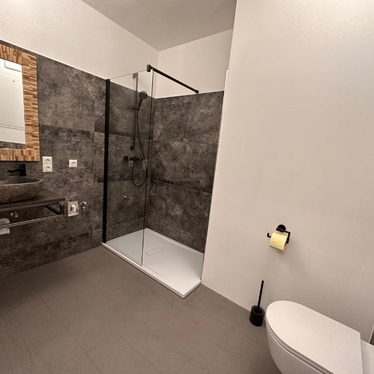 Rilke Apartments - Apartment - 3
