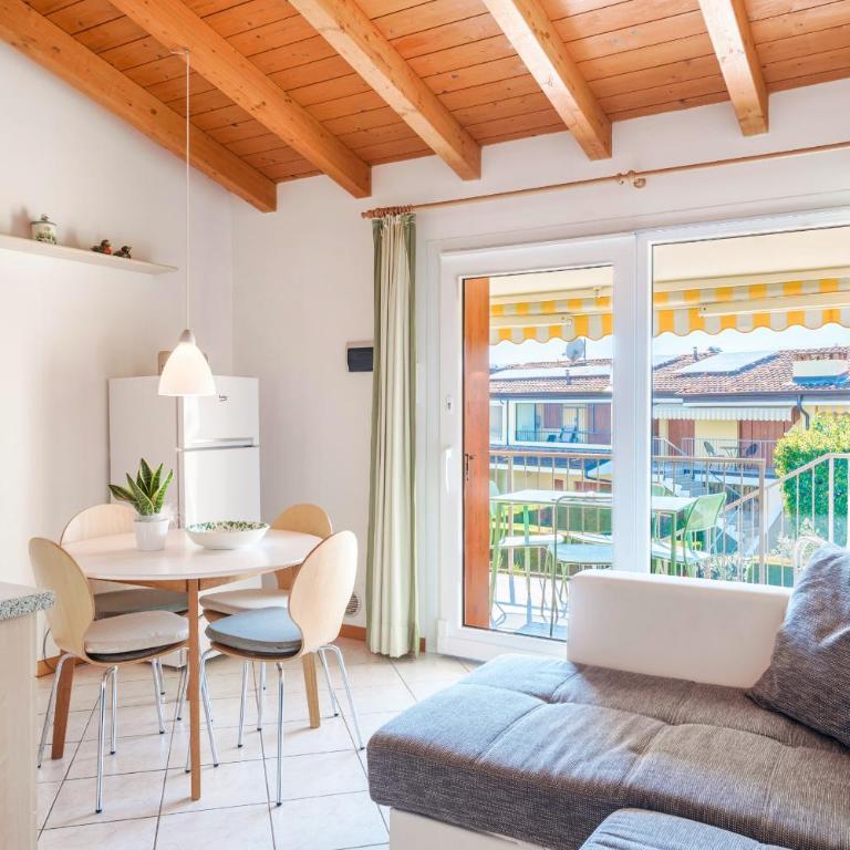 APPLE FLAT - Regarda Travel - Appartamento con 1 Camera da Letto e Balcone - 2