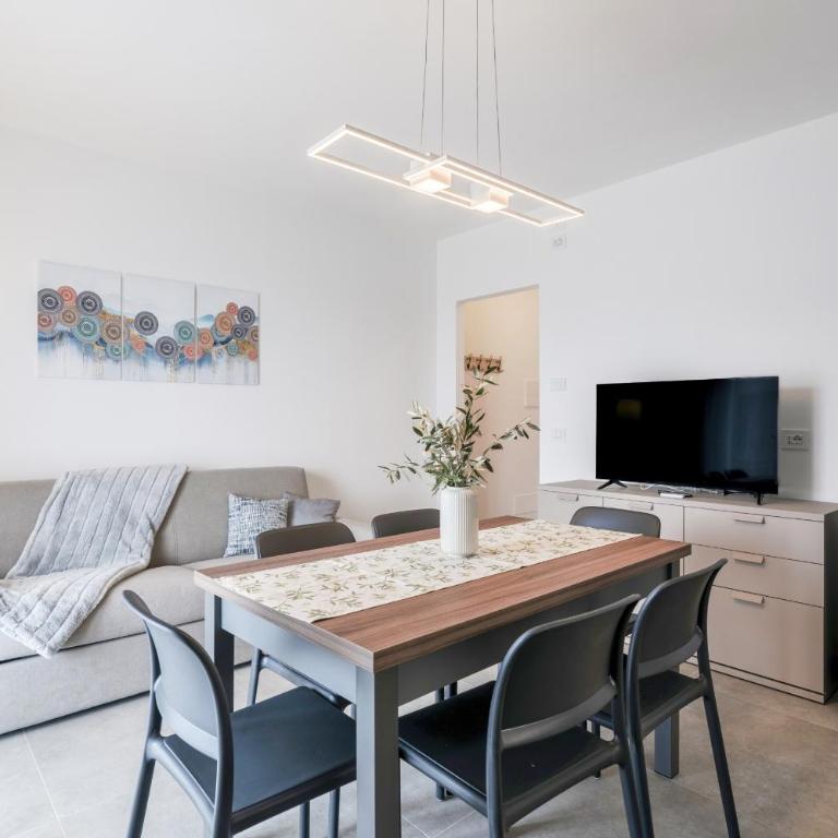 CAESAR APARTMENT - Regarda Travel - Appartamento Deluxe con 2 Camere da Letto e Balcone - 24