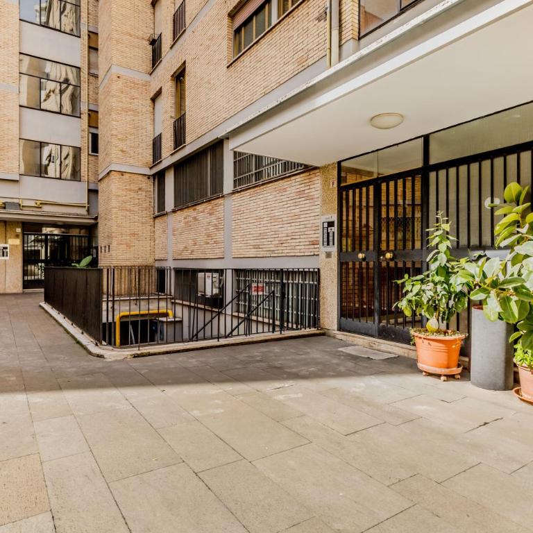 Domus Urbe Piramide - One-Bedroom Apartment - 35