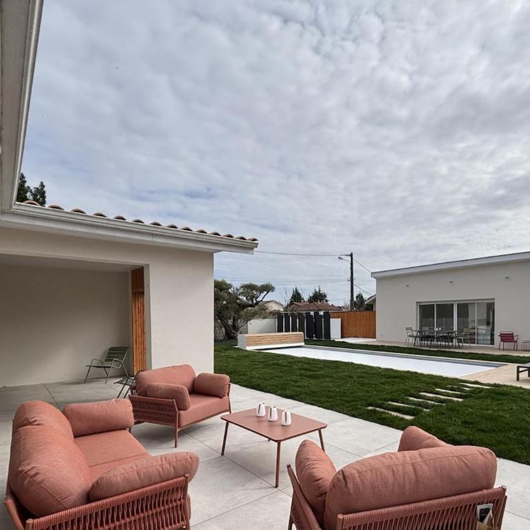 Villa Karasse - Villa - 6
