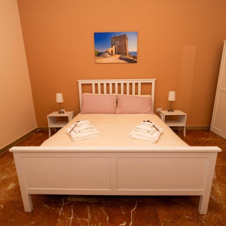 Apulia Concept B&B - Double Room with Balcony - 2