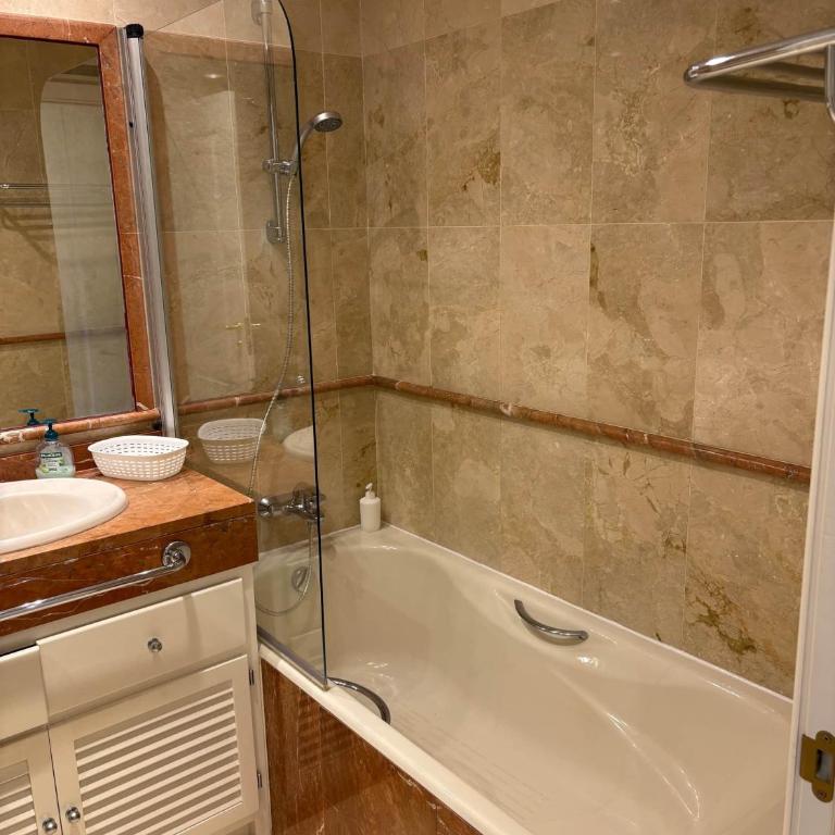 Modern 2 bedroom apartment - Hacienda Del Sol - Apartamento Deluxe de 2 dormitorios con vistas al jardín - 12