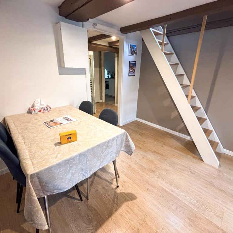 L'Harmonie des Combles - Proche Gare - Petite France - Commerces à proximité - Two-Bedroom Apartment - 15