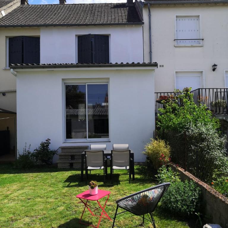 Maison proche centre ville et circuit avec jardin - Casa con 3 Camere da Letto - 14
