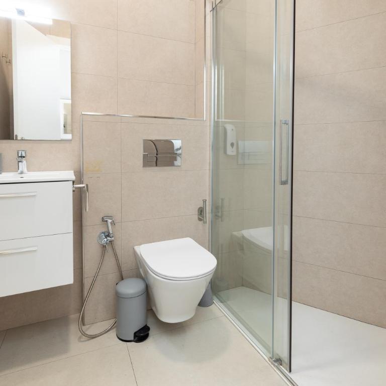 ApartUP Belmar Apartments - Apartment with Terrace - 16