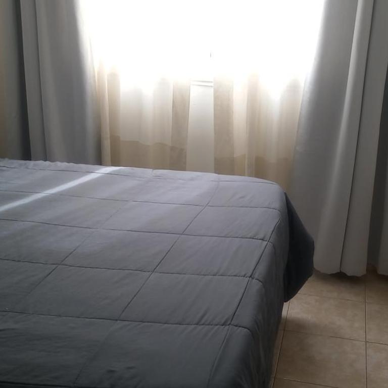 Dpto pequeño en el centro de Neuquén - Apartamento de 1 dormitorio - 5