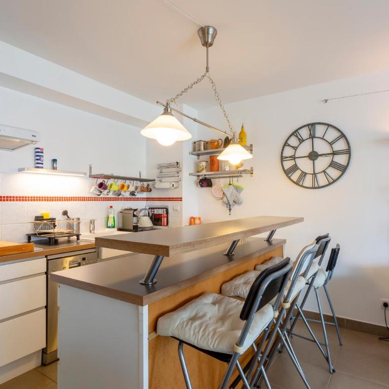 Chez Martin - Spacieux appartement climatisé proche de la plage - Apartment mit 2 Schlafzimmern - 22