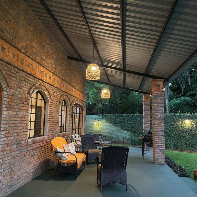Colonial-style house - Two-Bedroom House - 51