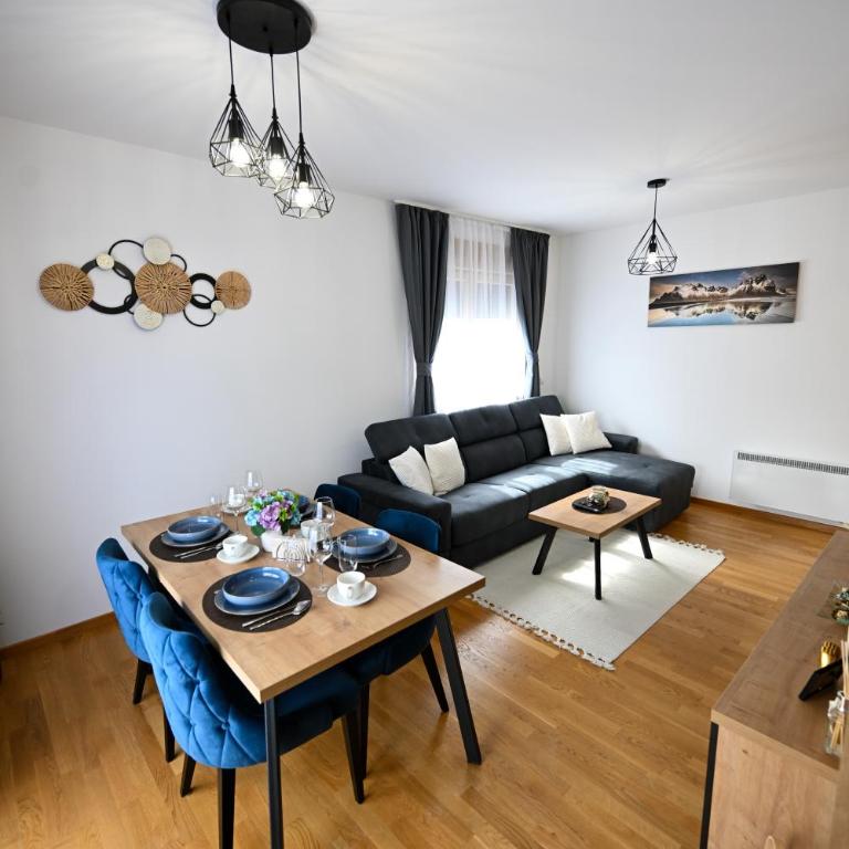 Retreat Apartments Wellness & Spa - One-Bedroom Apartment with Balcony - 9