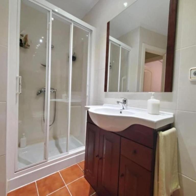 Apartamento de dos habitaciones en Bilbao - Apartment - 4