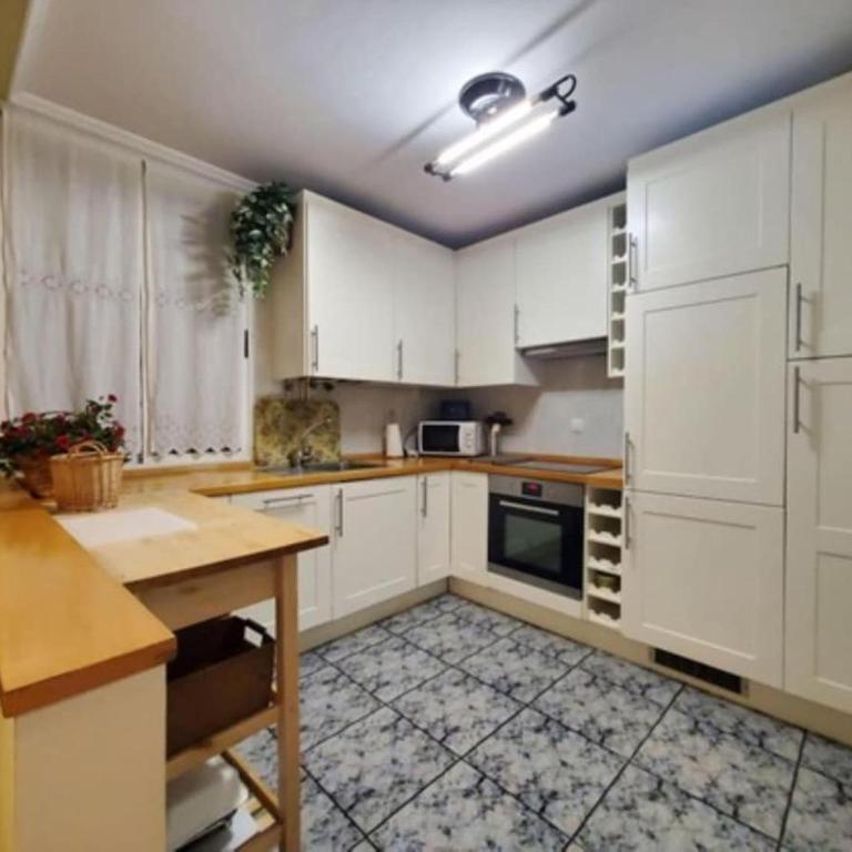 Apartamento de dos habitaciones en Bilbao - Apartment - 7