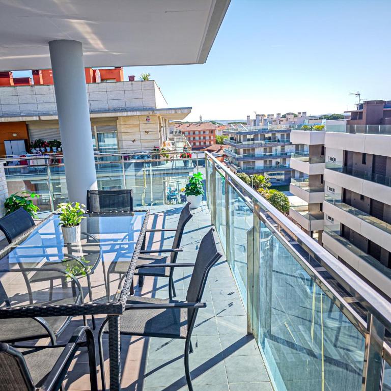LITORAL COSTA DORADA - AUGUSTA B Only families - Apartment with Sea View - 36