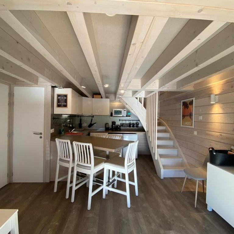 Villa Patio Rénovée avec Terrasse Couverte, Proche du Port et Centre d'Hossegor - FR-1-413-228 - Villa - 3