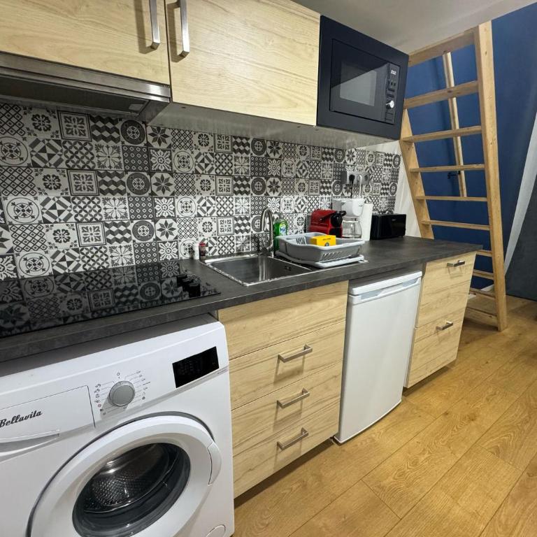 Studio cosy proche du centre de Lyon - Appartement 1 Chambre - 14