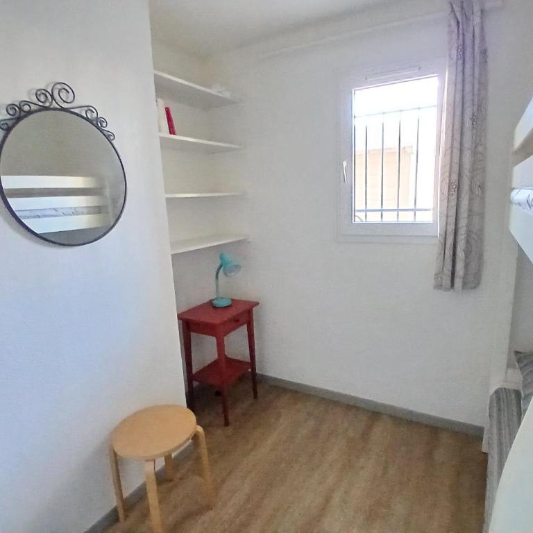 Plain-pied Jardin 6 personnes Clim Vue Mer Parking Wifi Terrasse Piscine dans la résidence - Appartement 2 Chambres - 23