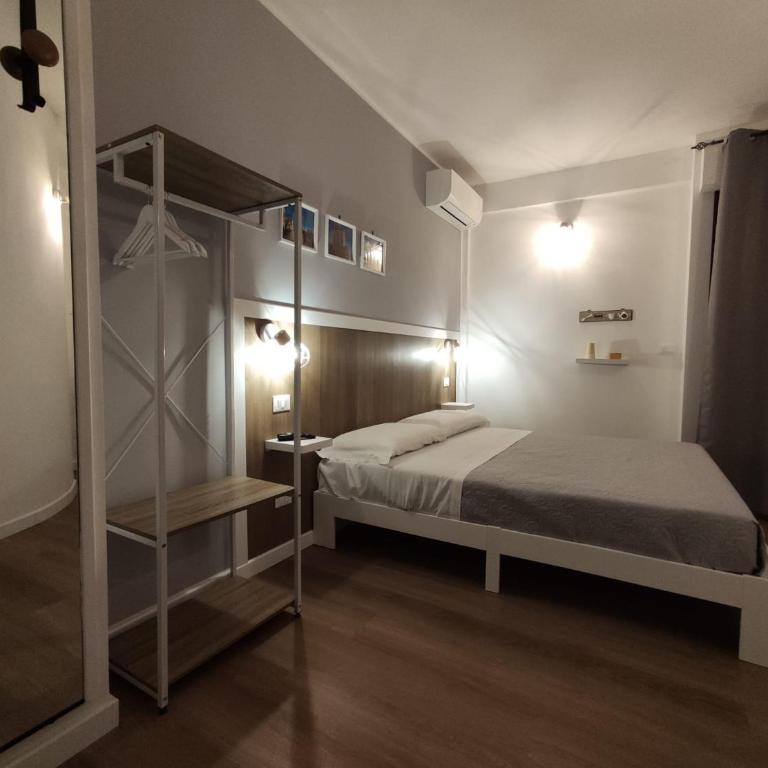 Loremi Rooms - Double Room - 4