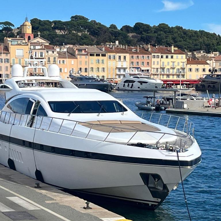 Bateau Mangusta 92 - Mobile Home - 5