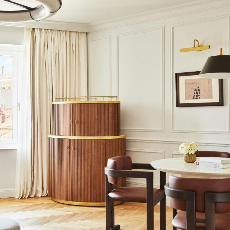 The Palace, a Luxury Collection Hotel, Madrid - Suite de 1 dormitorio Cervantes con cama extragrande y vistas a la ciudad - 3