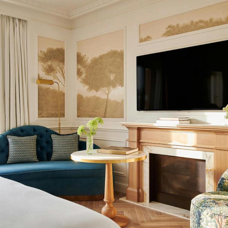 The Palace, a Luxury Collection Hotel, Madrid - Habitación Premium Neptuno con cama extragrande y vistas a la fuente - 2