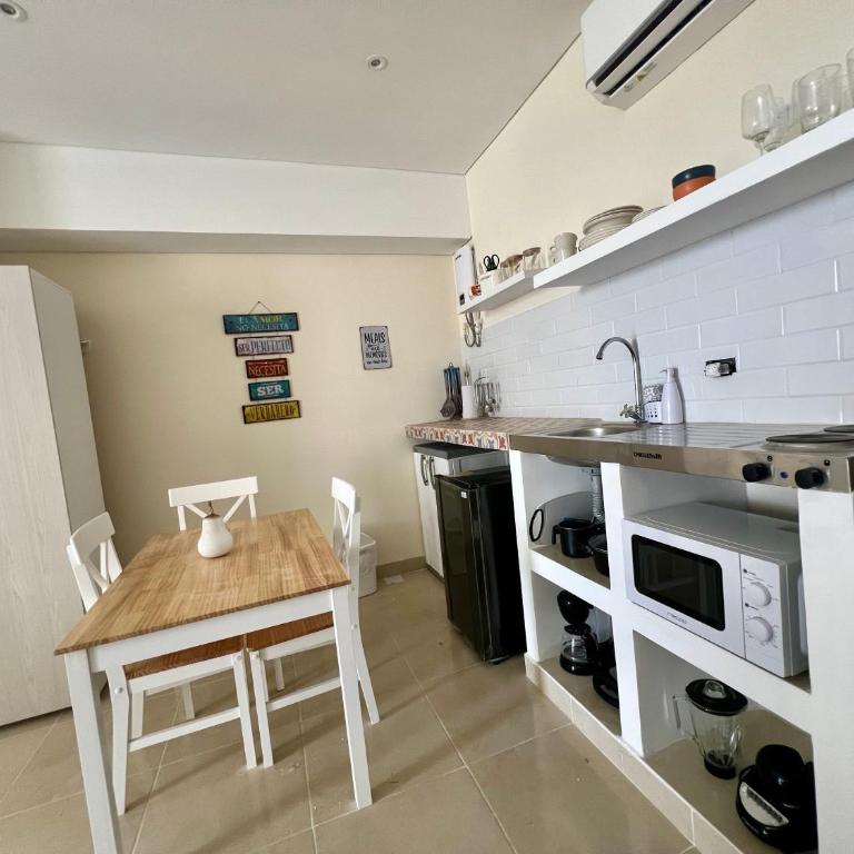 Beautiful Studio close to the beach - One-Bedroom Apartment - 11
