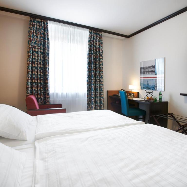 Trans World Hotel Donauwelle - Comfort Doppelzimmer mit 2 Einzelbetten - 1