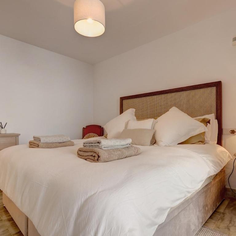 Three Bedroom Townhouse 100 meters from the Beach! - Casa de 3 dormitorios - 23