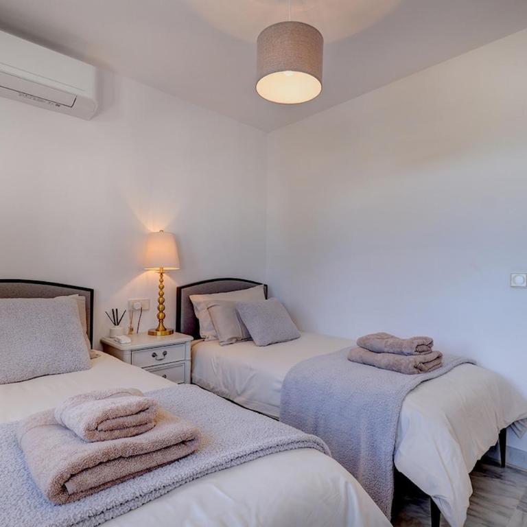 Three Bedroom Townhouse 100 meters from the Beach! - Casa de 3 dormitorios - 36