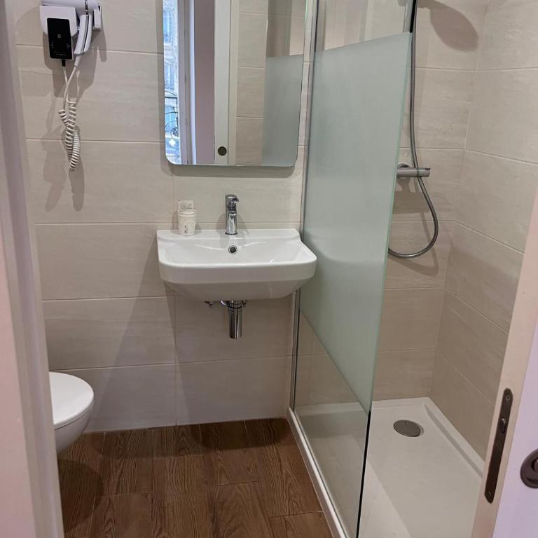 Hipotel Paris Voltaire Bastille - Chambre Double - 8