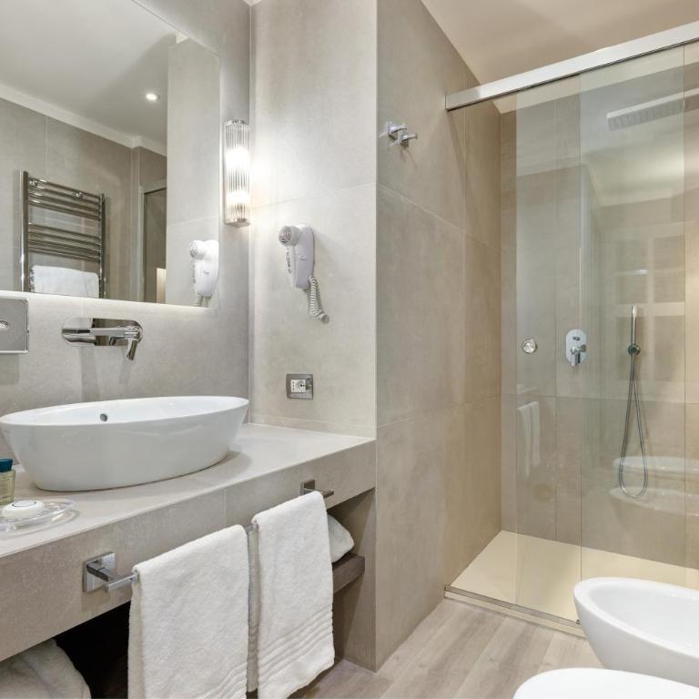 Terrace Pantheon Relais - Camera Familiare Executive - 3