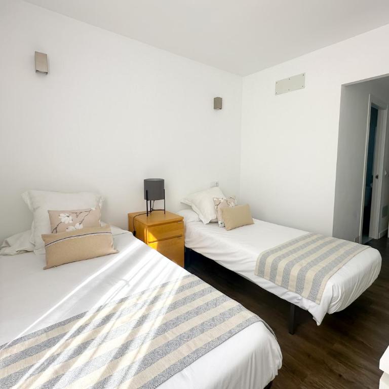 Moderna Villa con piscina en Palma de Mallorca - Apartamento - 34